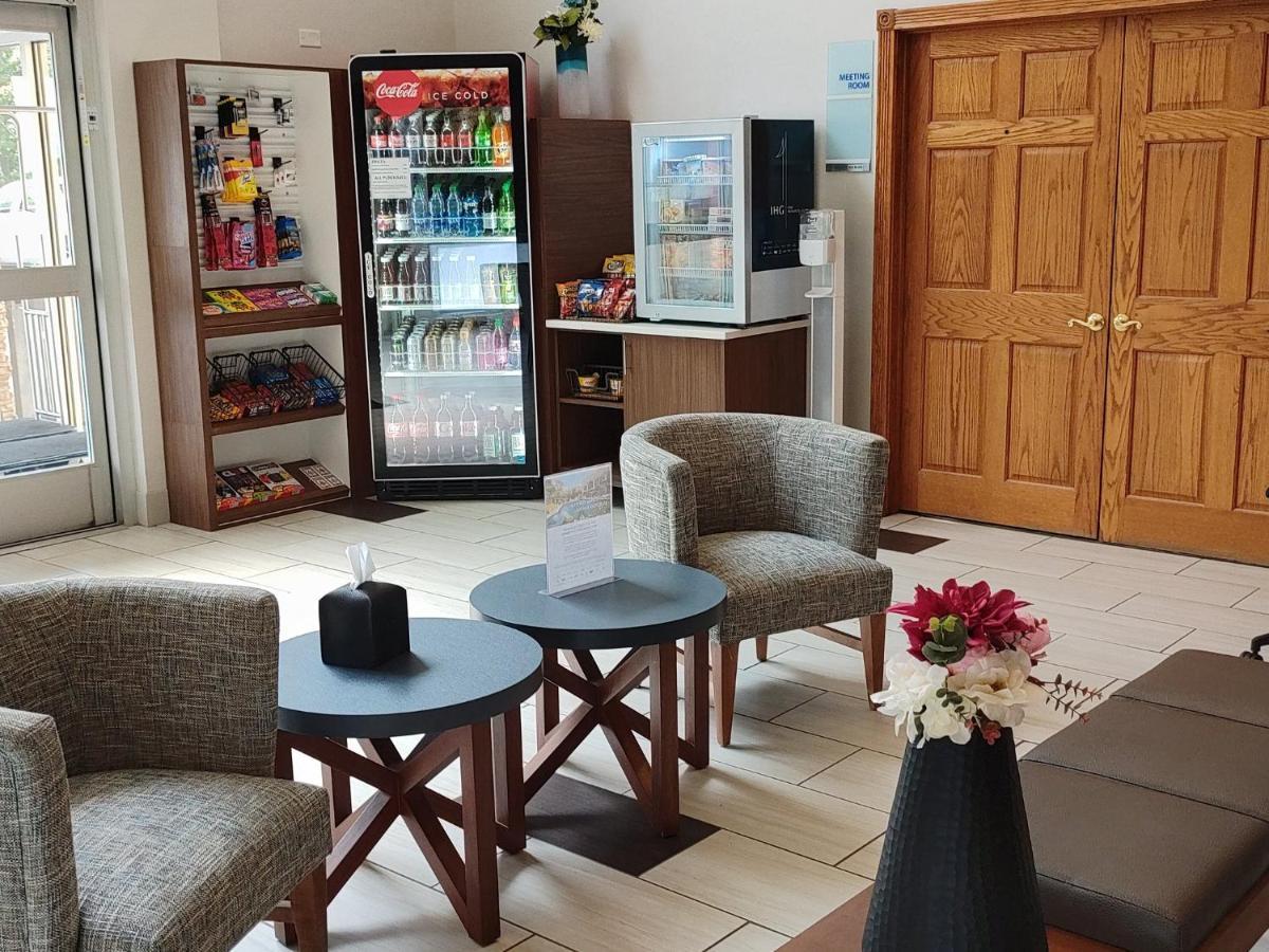 Holiday Inn Express Murrysville - Delmont By Ihg Eksteriør bilde